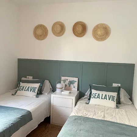 Faro Sea Views, Pool, Bbq Villa